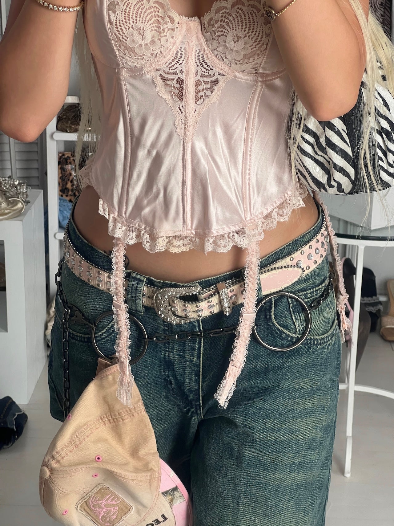 Princess treatment vintage bustier
