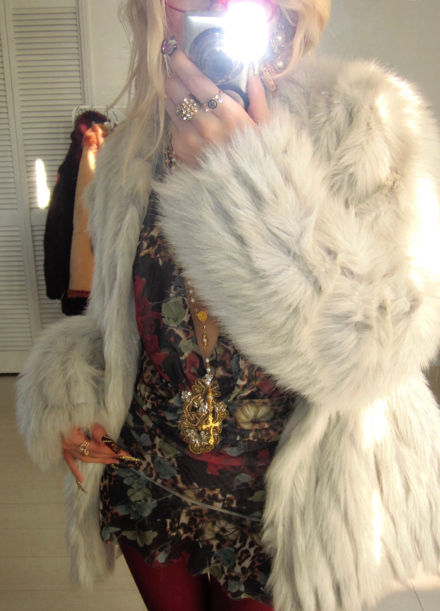 Vintage Icy white faux fur coat