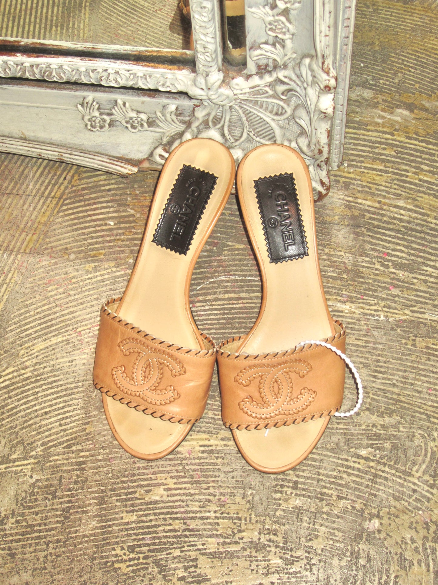 Vintage leather Chanel mule