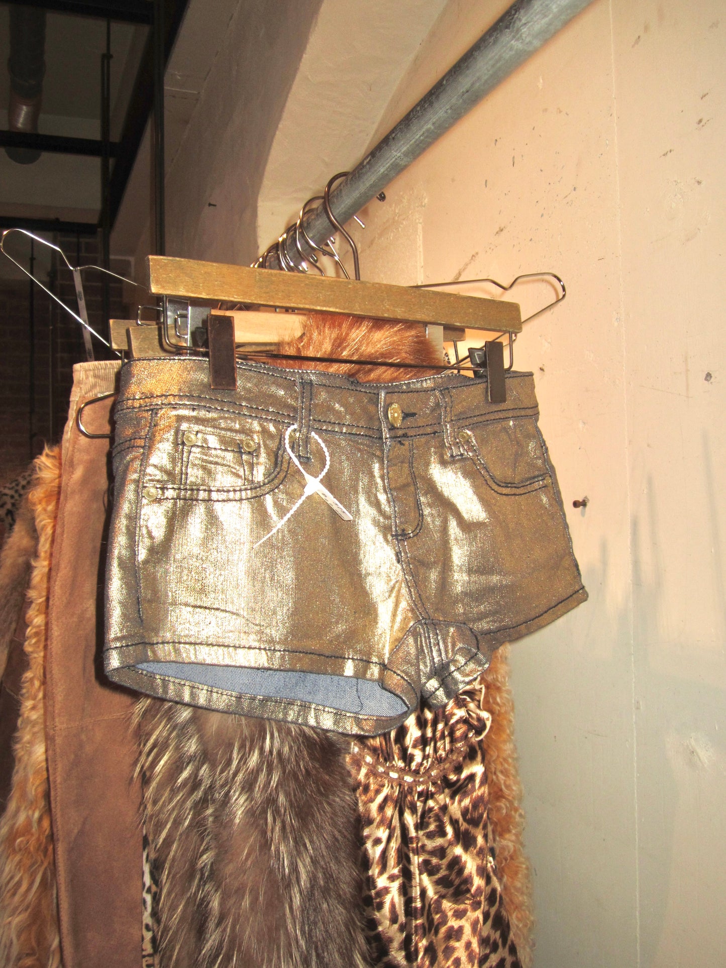 00s US metallic low rise shorts