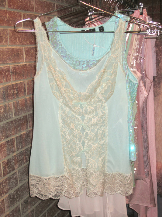 Vintage 90s Vassarette Baby blue lace tops
