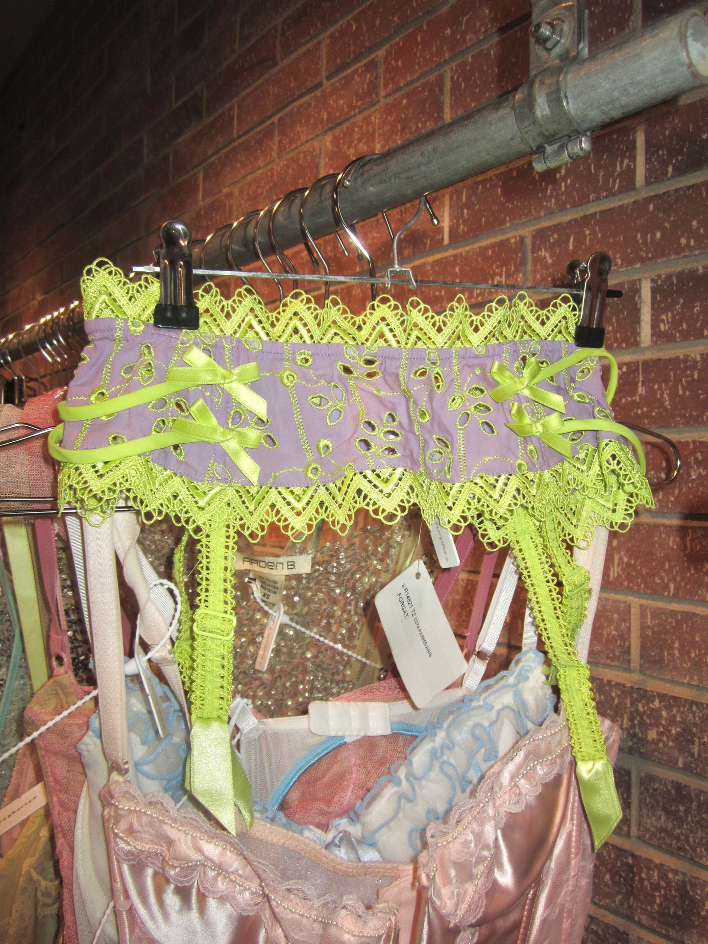 RAVAGE garter belt