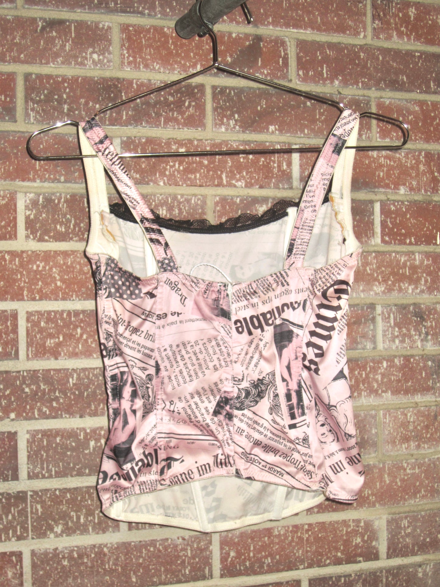 00s VS news paper bustler corset