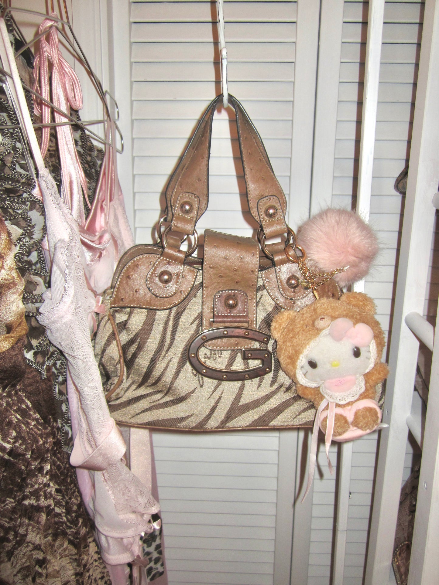 00s guess brown tiger bag