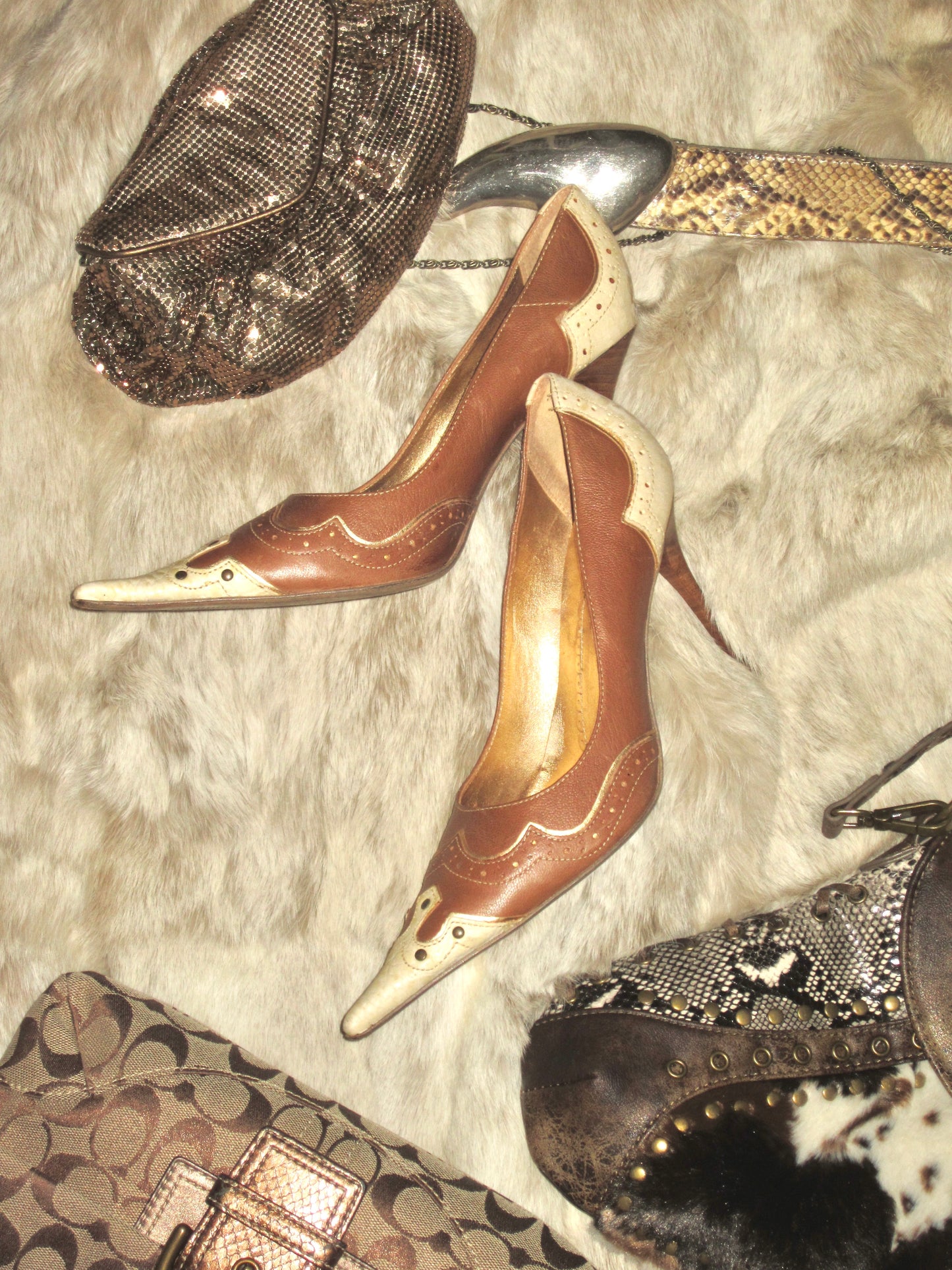 El Dante’s western leather heel
