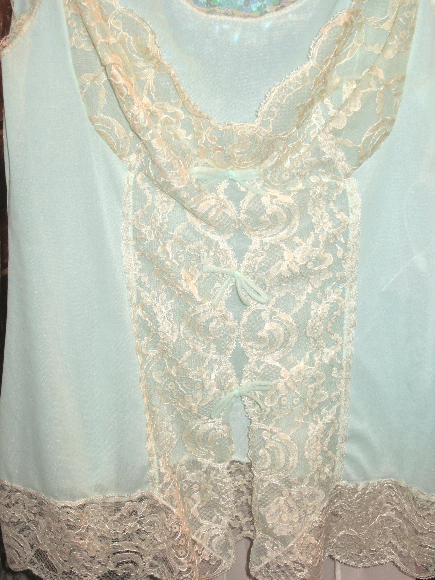 Vintage 90s Vassarette Baby blue lace tops