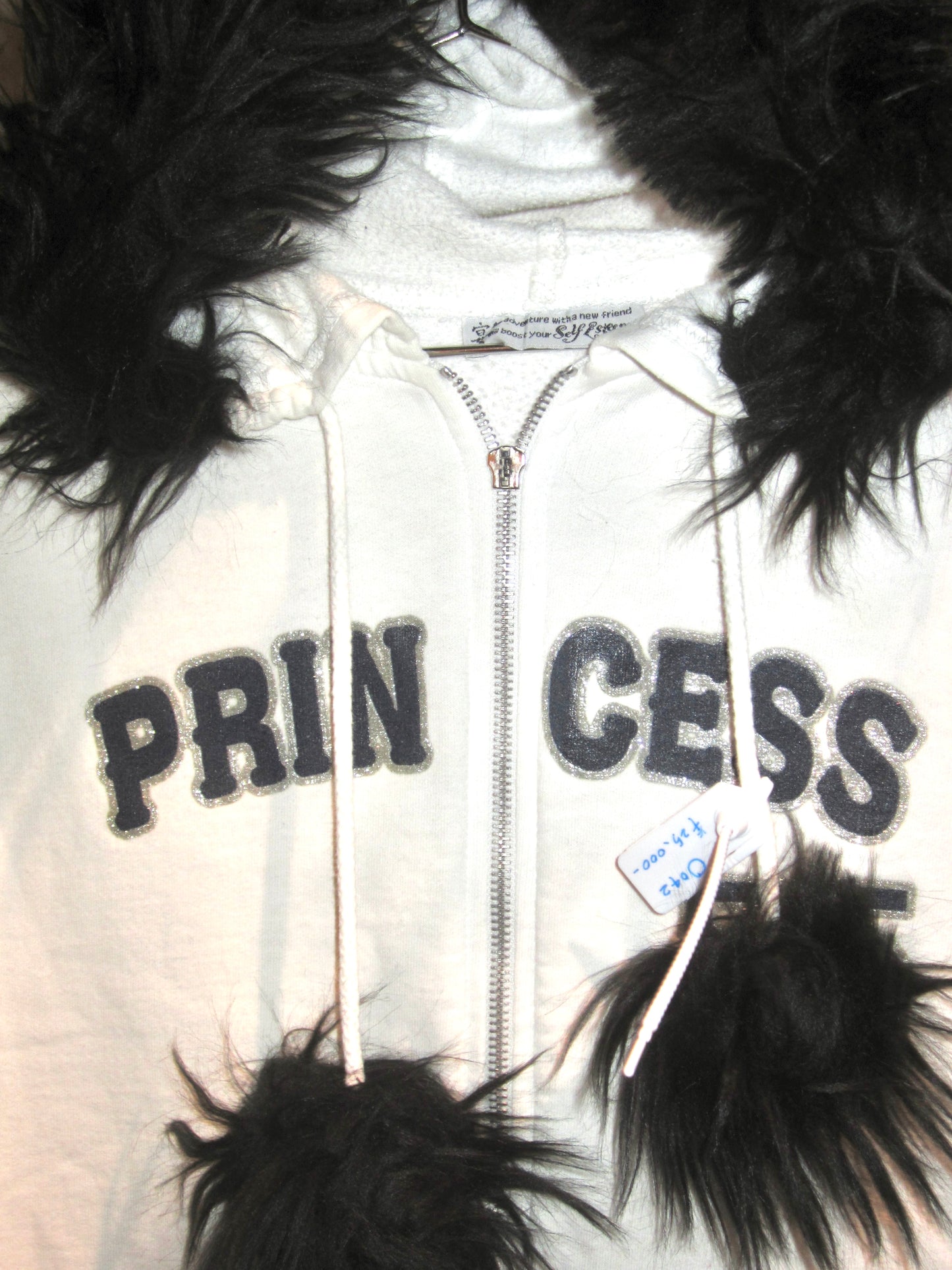 00s black fur trim zip up hoodie