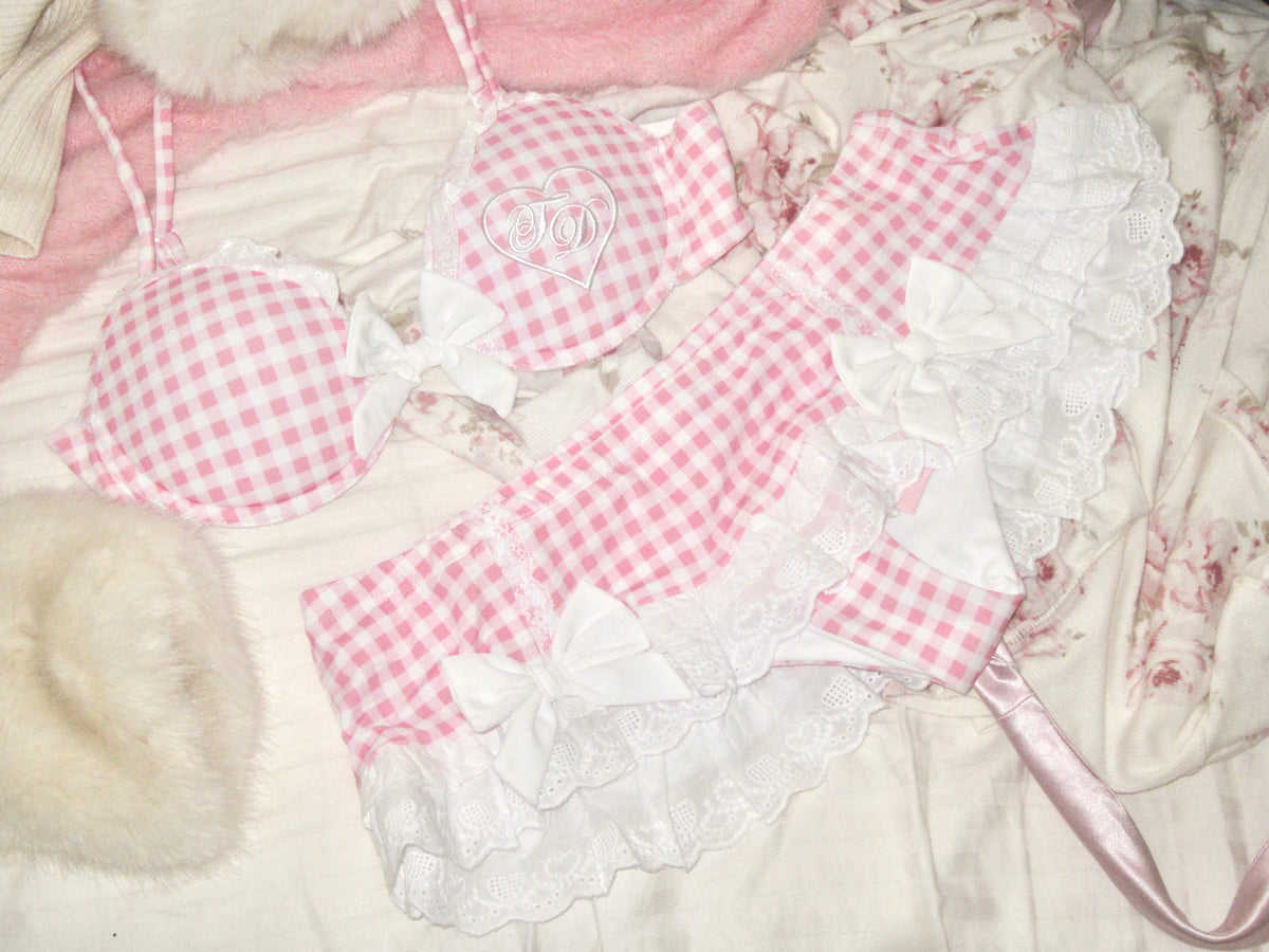 Pink Picnic Secrets