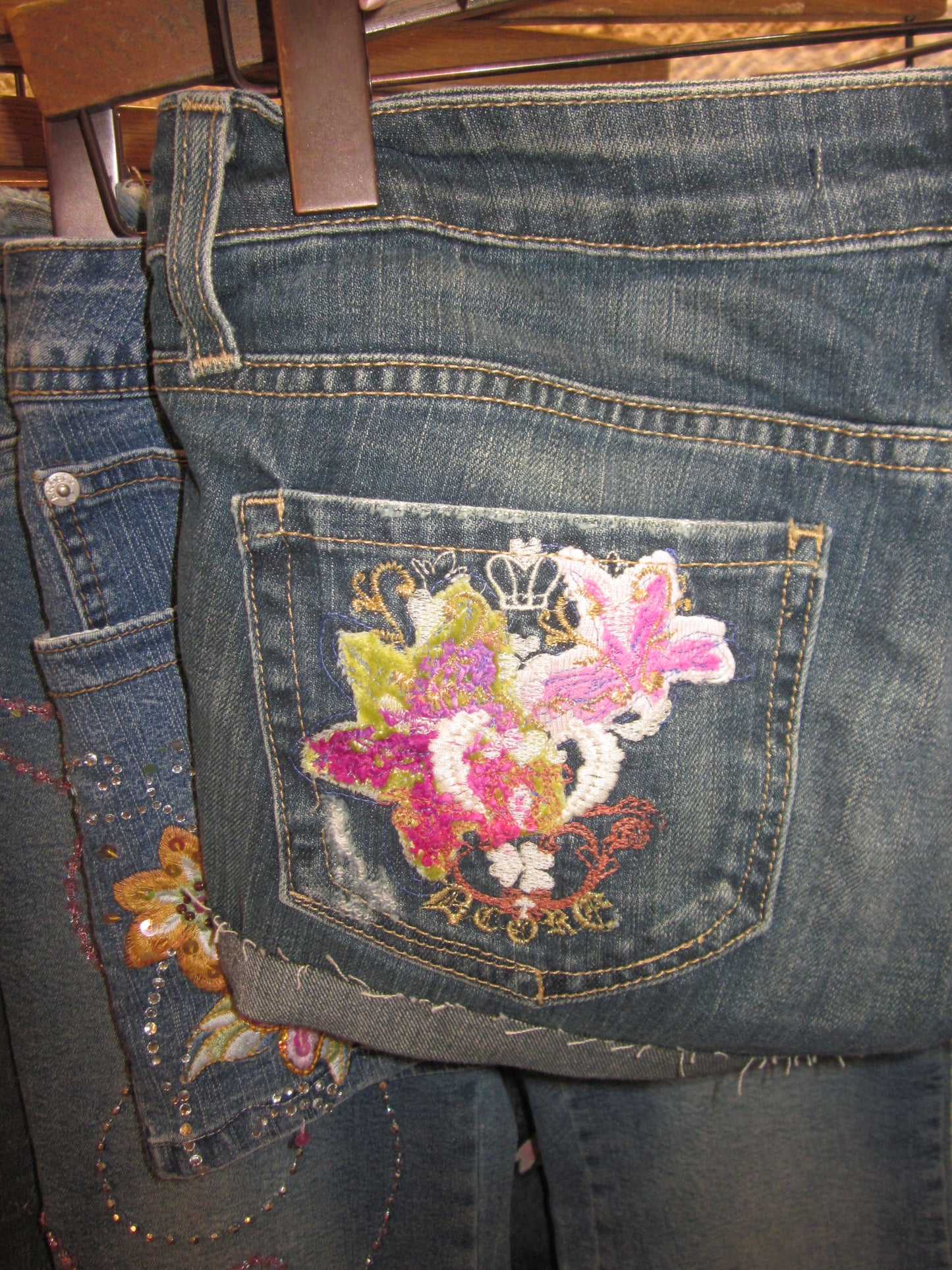 00s flower embroidered short denim pants