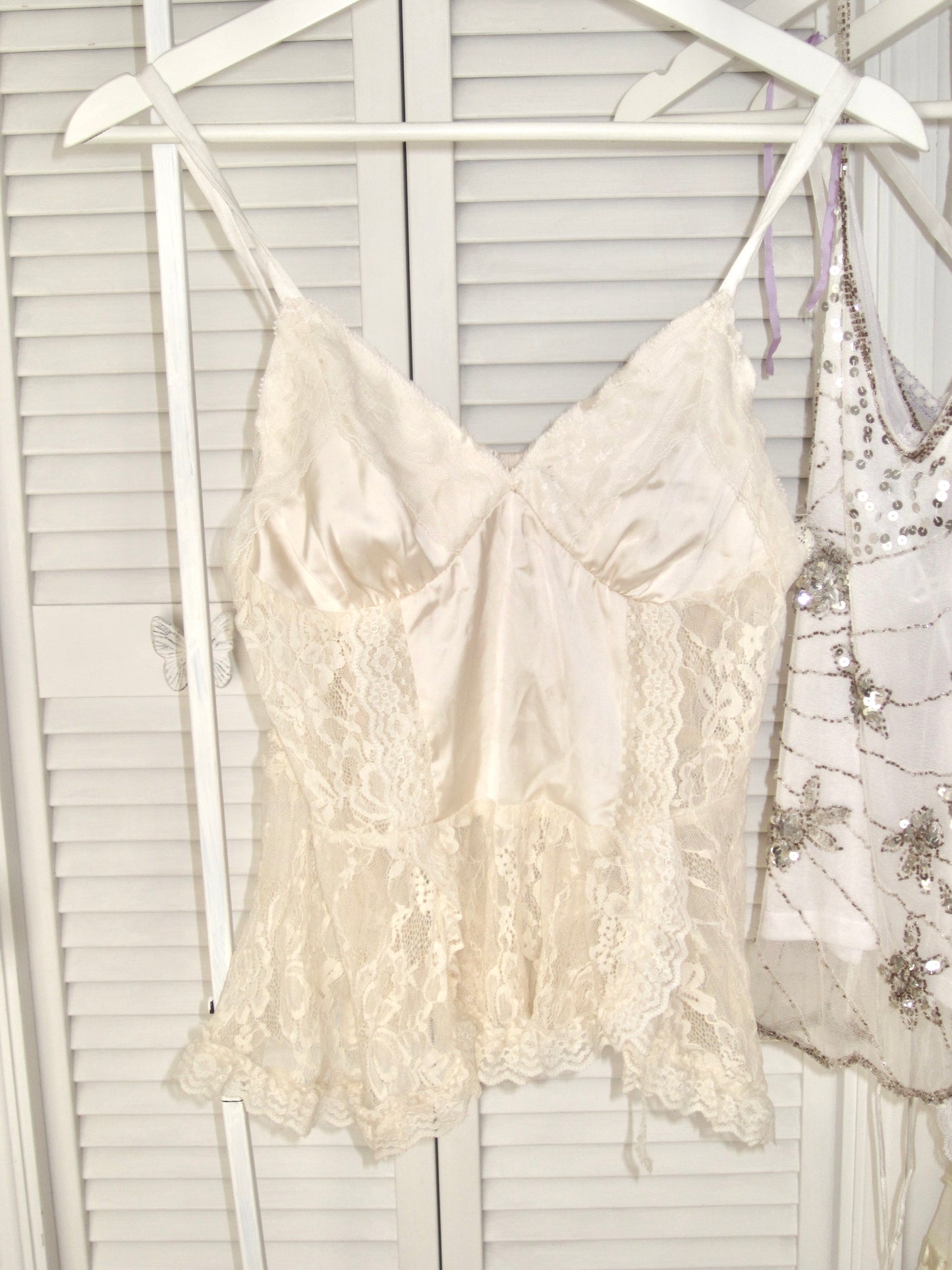 Ivory Lace Whisper