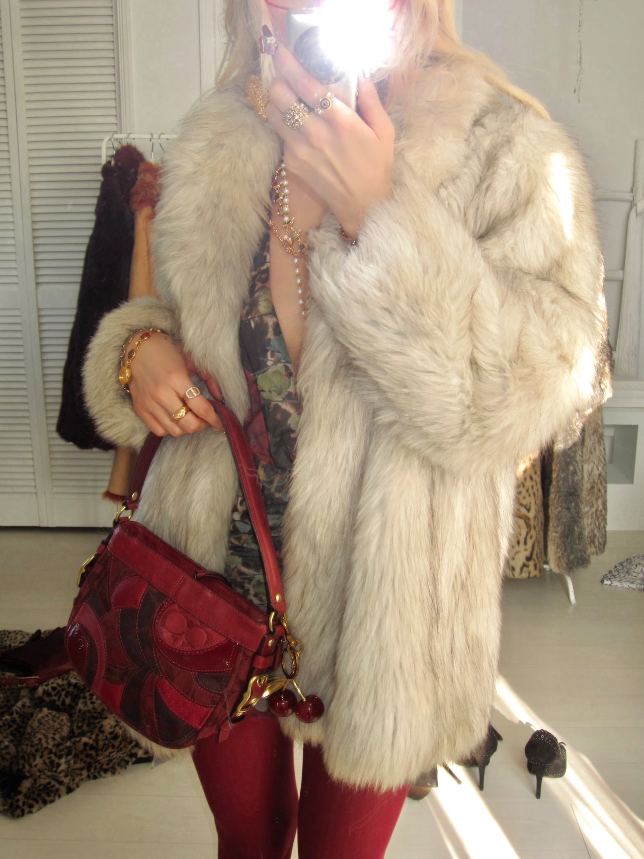 Whitey snow vintage fake fox fur coat