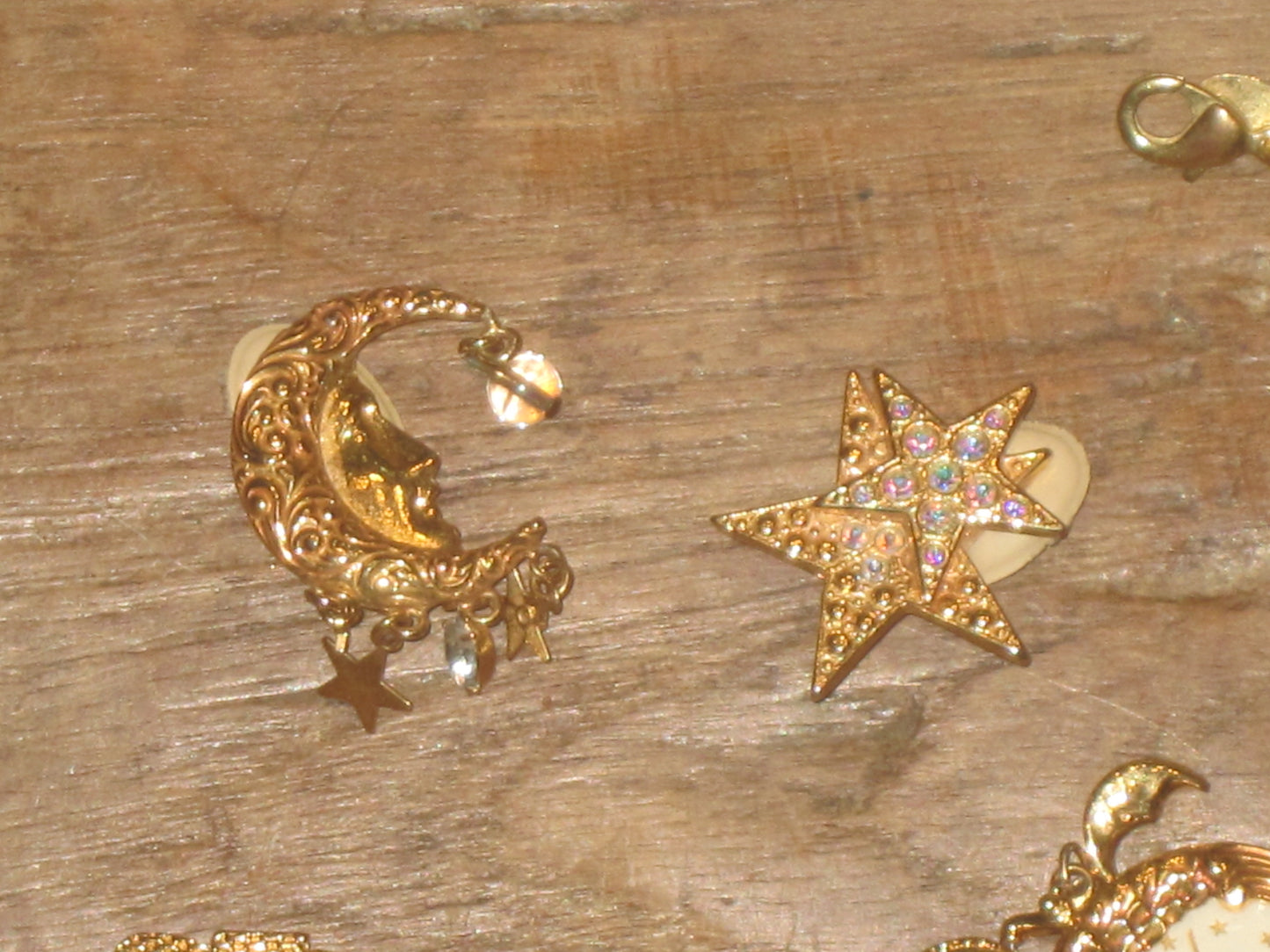 Vintage Kirks Folly celestial earrings