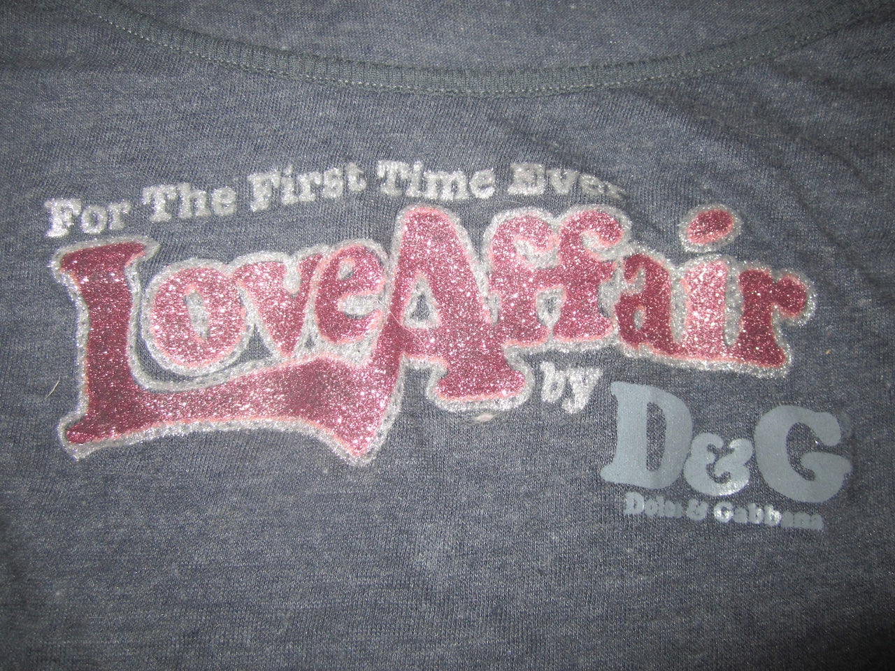 Vintage dolce & gabbana glitter tee