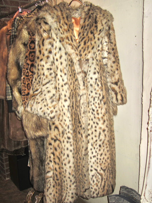 The wild cat vintage long faux fur coat