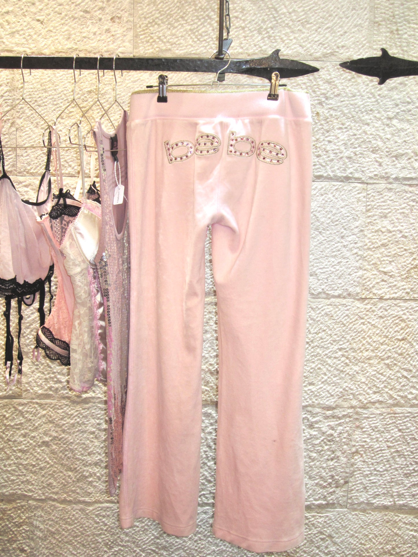 00s bebe powder pink room pants