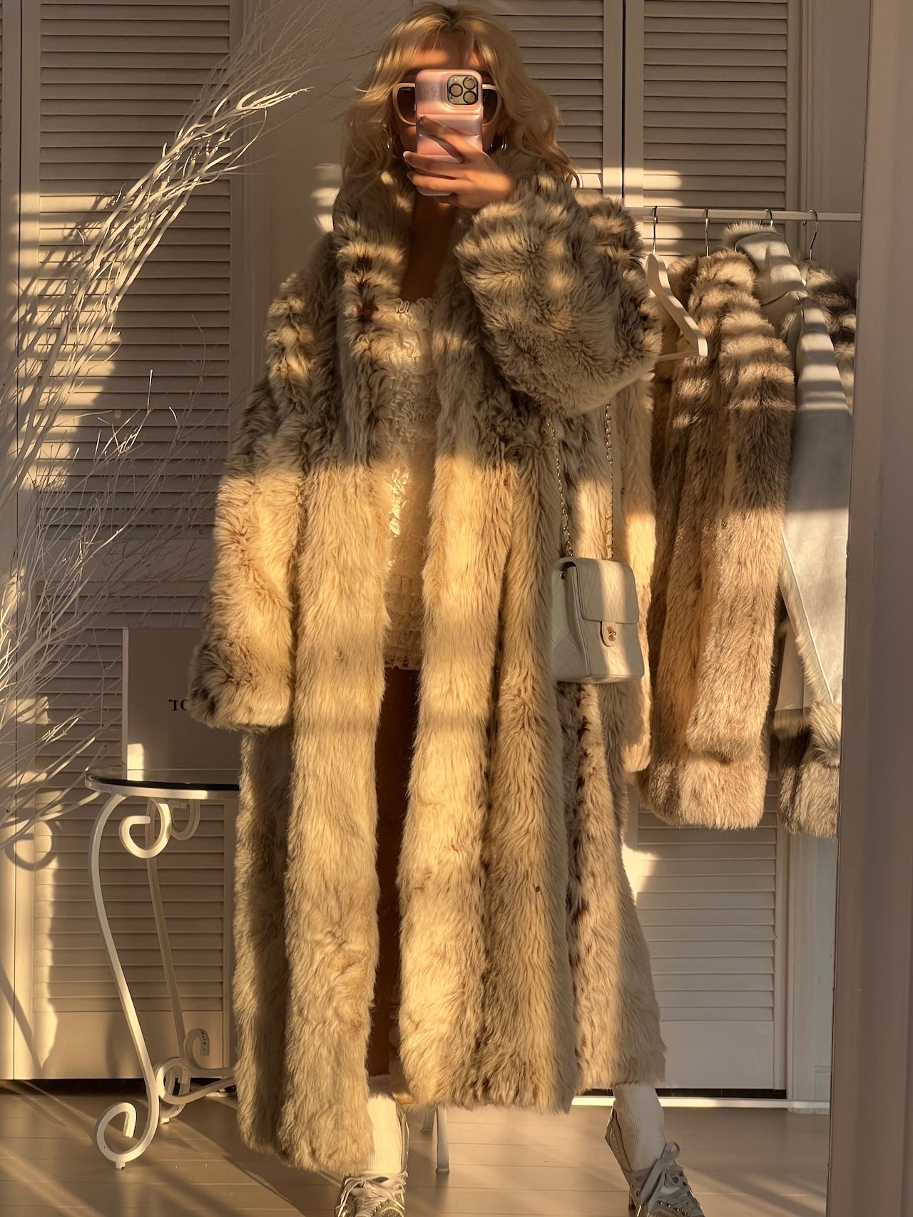 The Carrie Vintage 1980s faux fur oversized coat