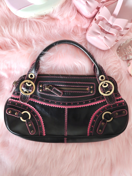 Vintage guess leather handbag