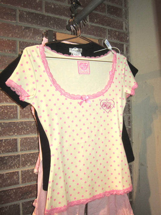 Castard strawberry tee