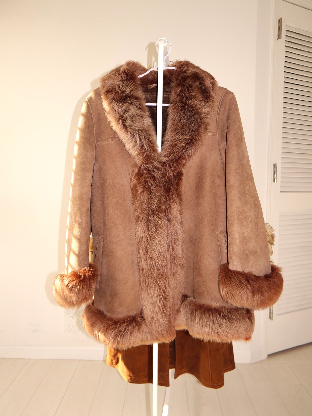 The Maron cookie mouton coat