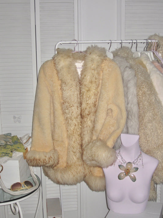 Mouton Cream mountain coat