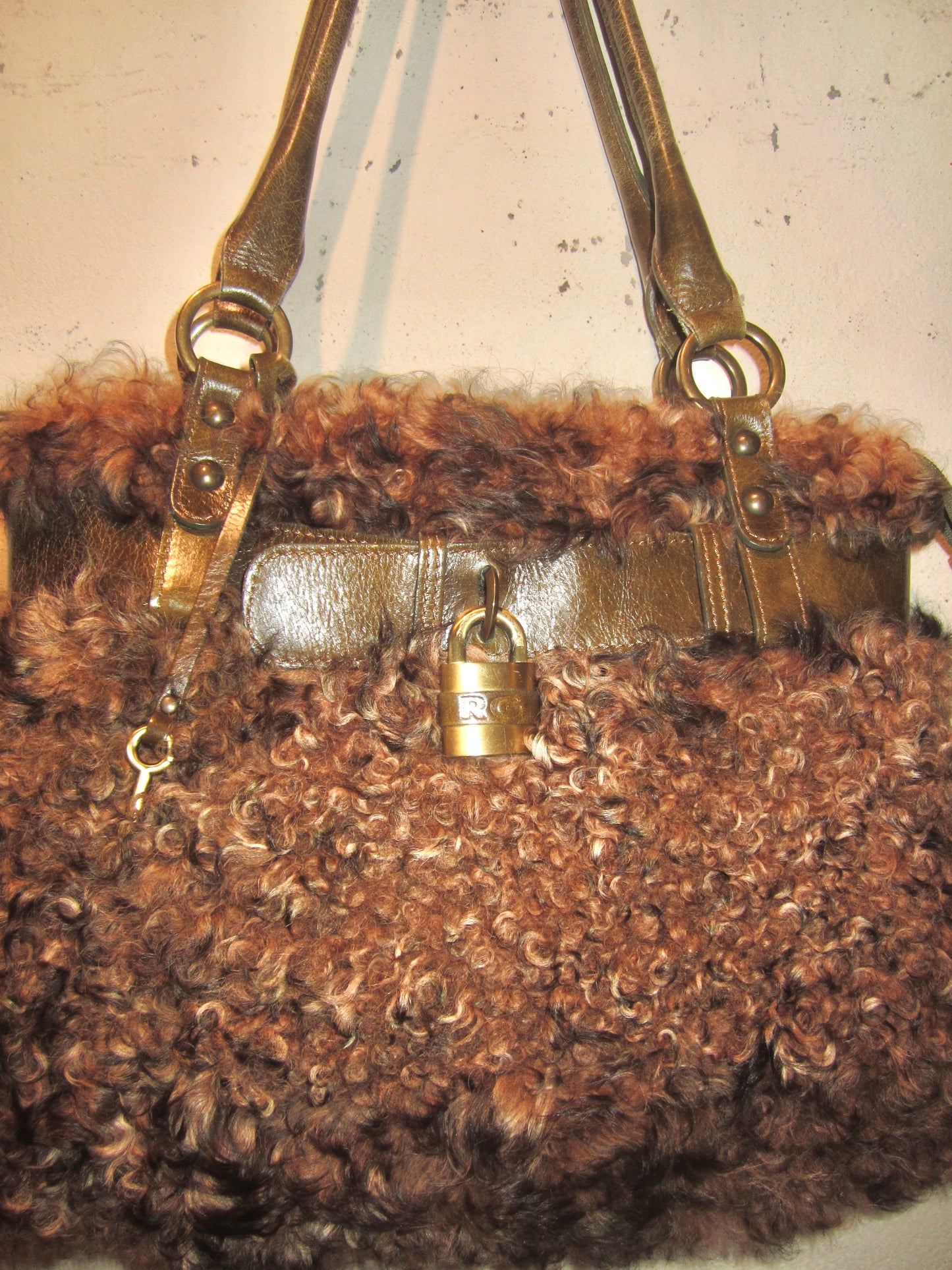 The Curley brownie fur bag