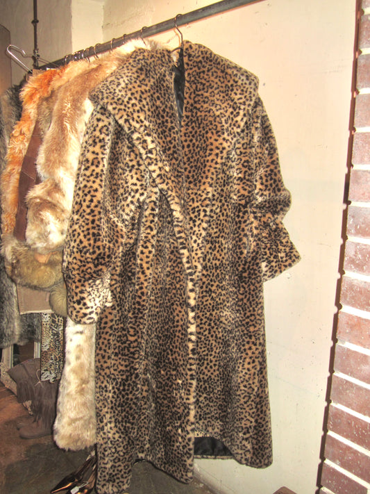00s US vintage hooded leopard long faux fur coat
