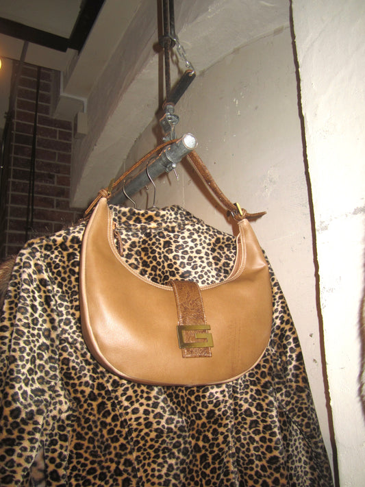 Vintage Brown Guess shoulder bag with gold hardware