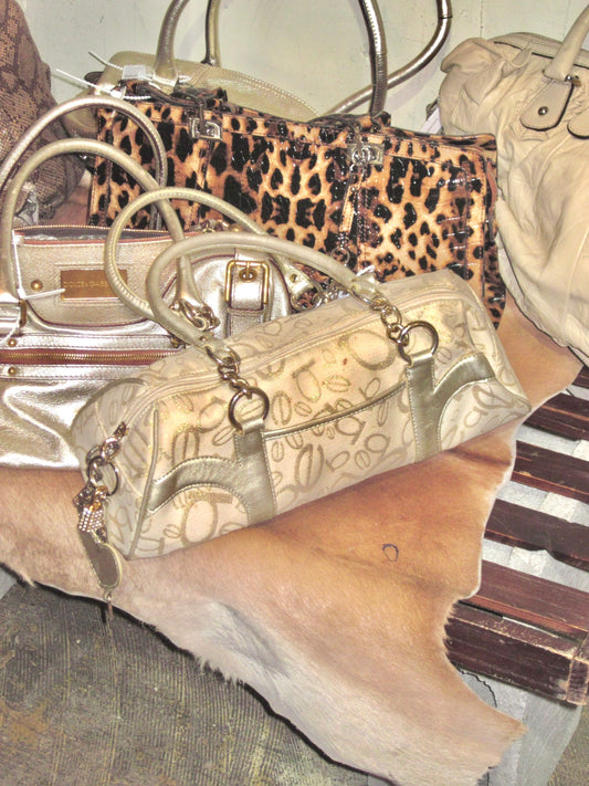 Y2K bebe cream leather bag