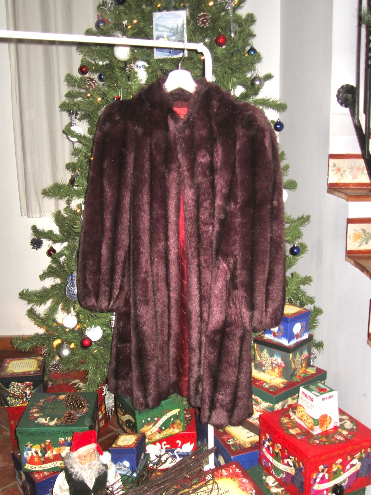 Vintage Plum royal faux fur midi coat
