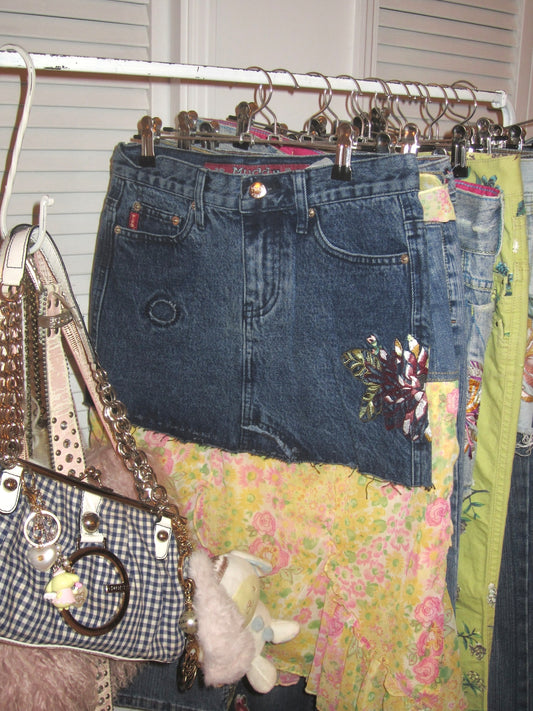 vintage flower embroidered denim skirt