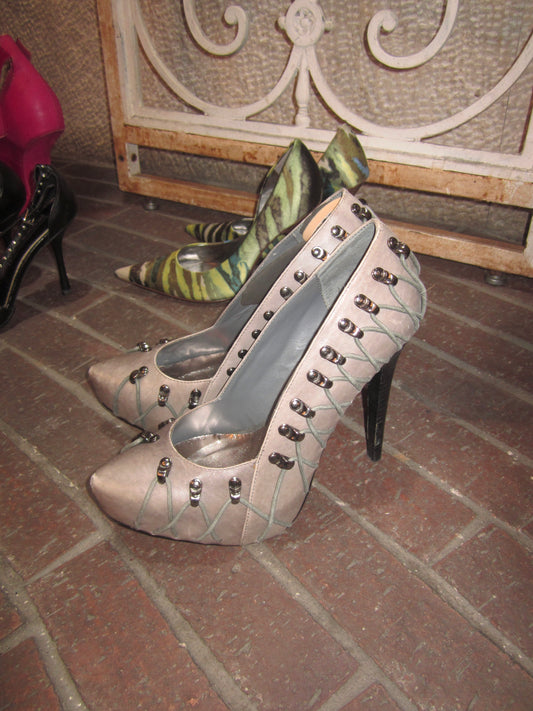 Lock your heart leather heel