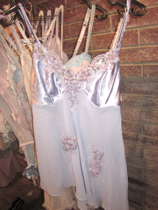 00s vintage lavender embroidered camisole