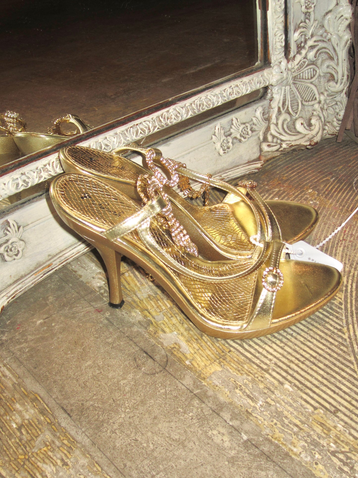 00s gold strapped heel
