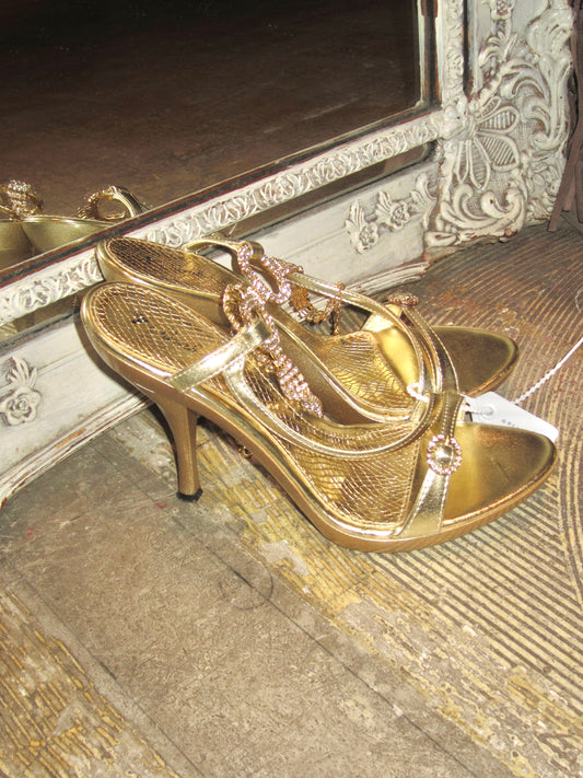 00s gold strapped heel