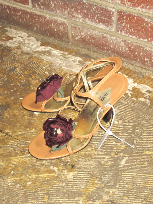 Vintage dolce & gabbana flower heel