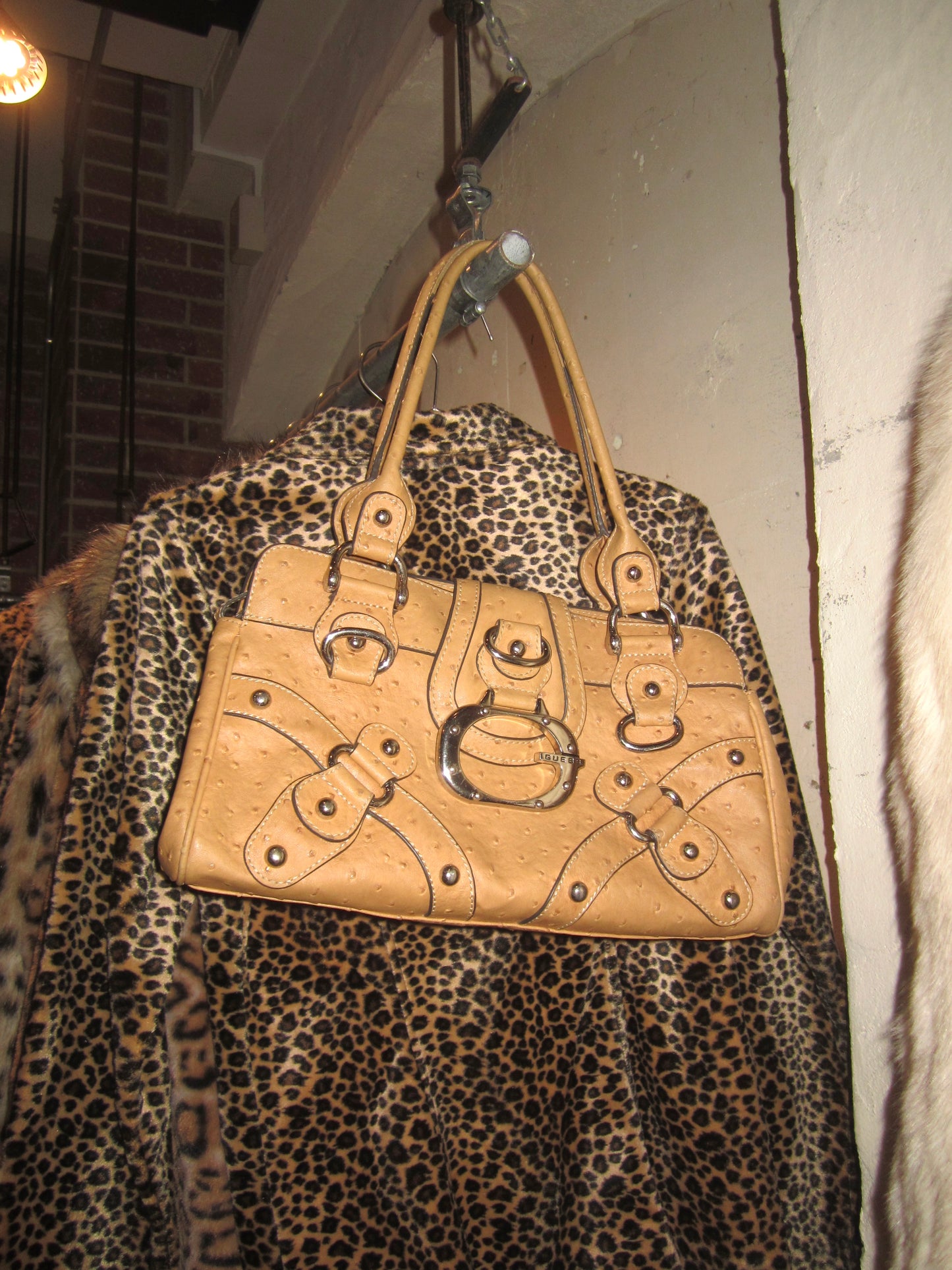 Y2K Camel Vintage Guess shoulder bag