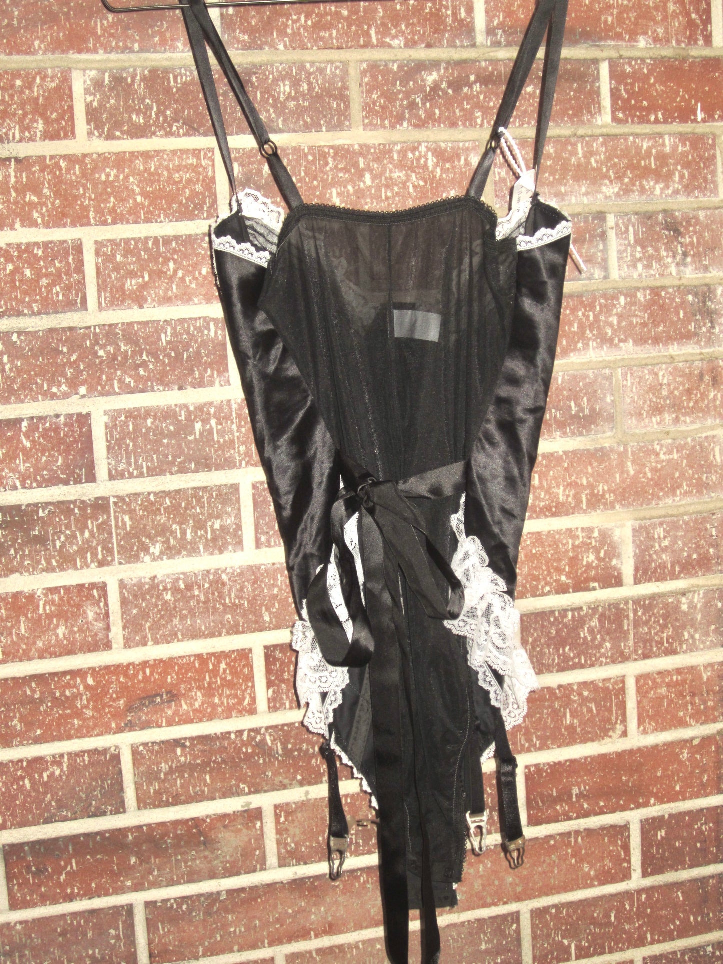 00s US vintage black & white body suit