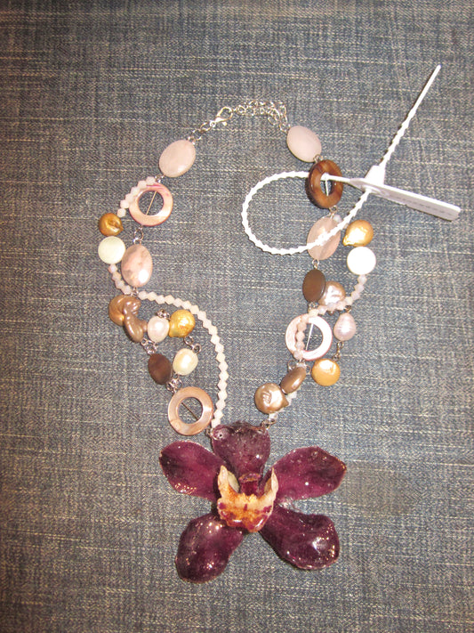 “toxic sun” real flower necklace