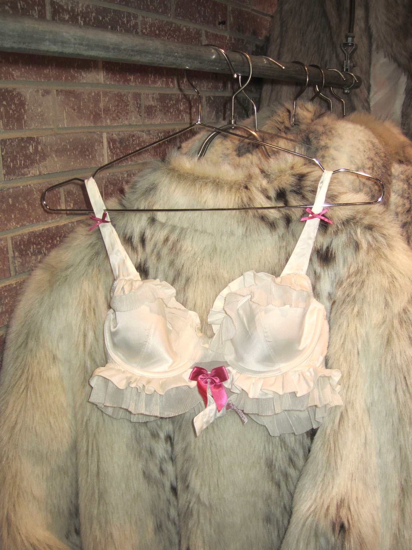 2008 Victoria's Secret- Sexy little things collection- Ruffle bra