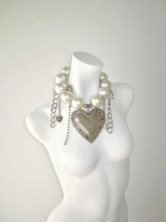 “The colossal” handmade necklace
