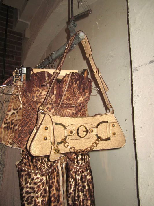 Vintage guess leather chain handbag