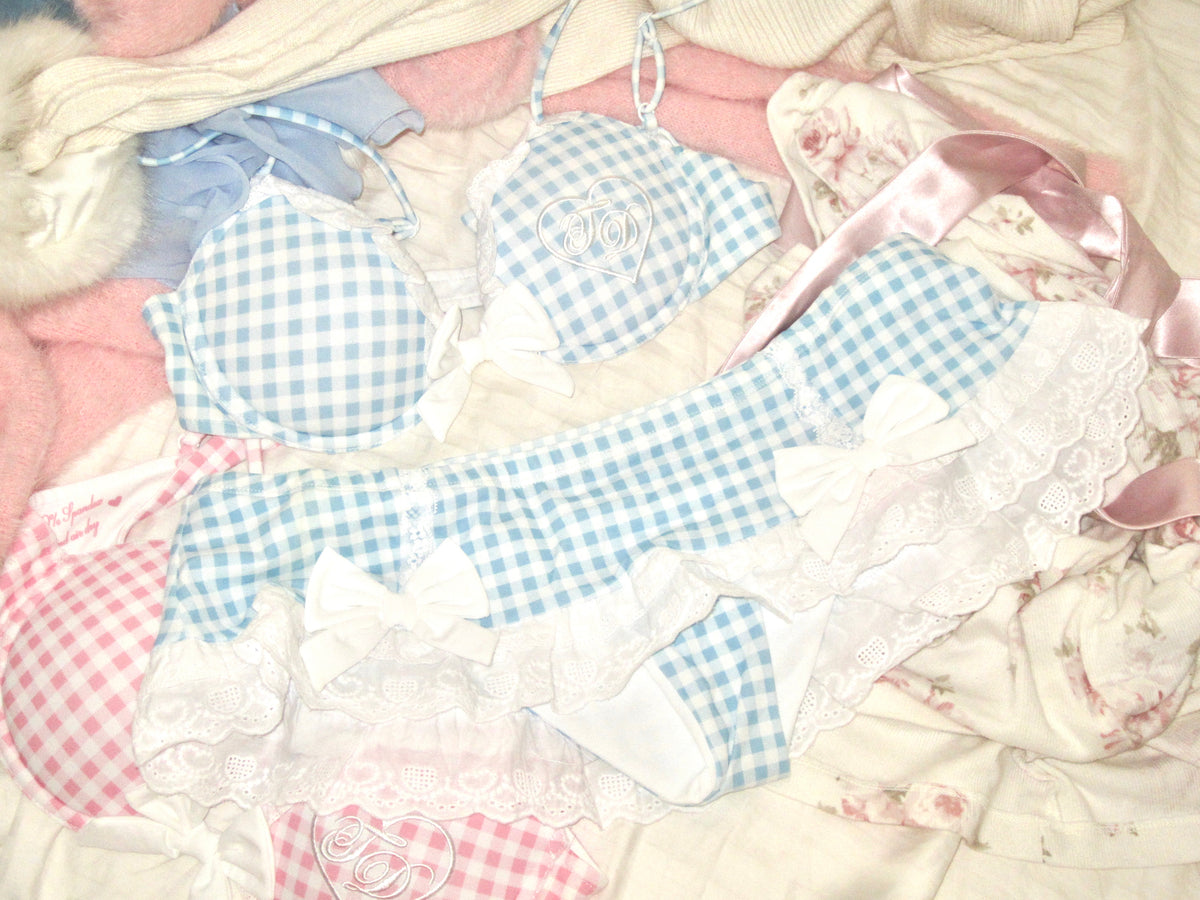 Blue Picnic Secrets