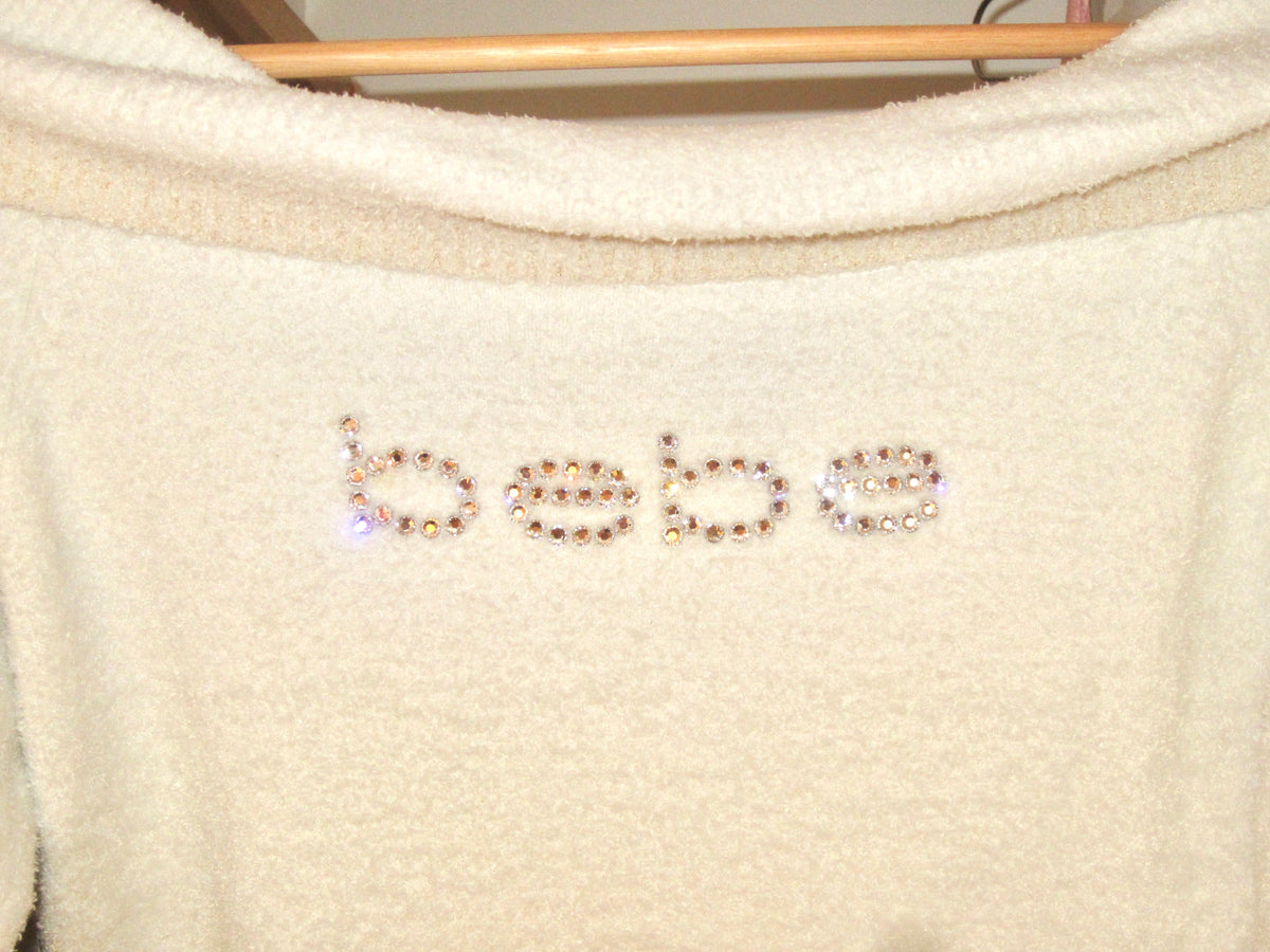 Vanilla Crystal Shoulder Kiss