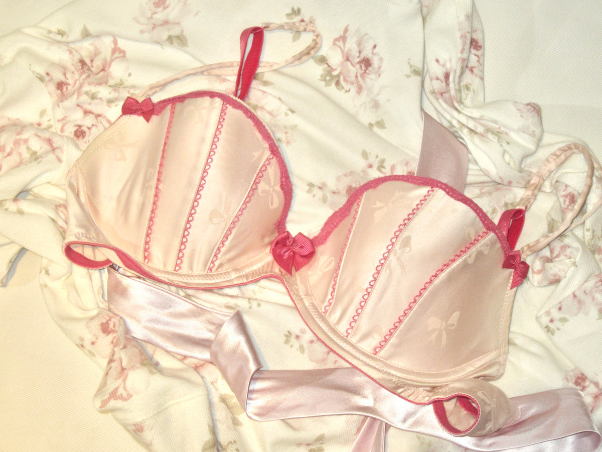 Champagne Raspberry Ribbons