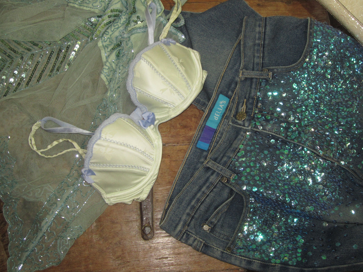 Mint Blue Lace Bow Bra / Blue Sequin Embellished Jeans