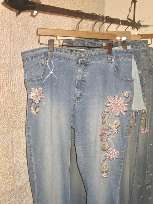 00s flower embroidered denim