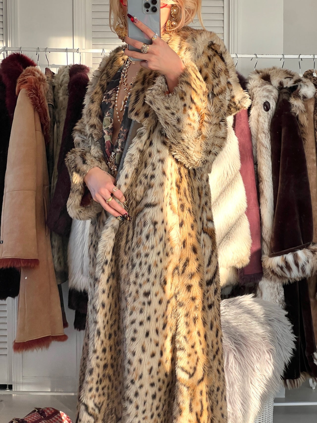 The wild cat vintage long faux fur coat