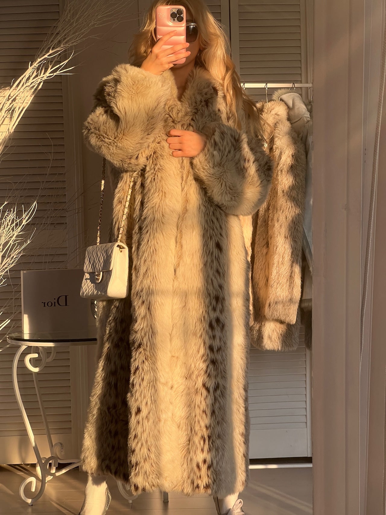 The Carrie Vintage 1980s faux fur oversized coat
