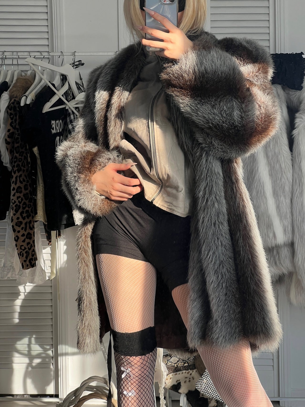 Vintage Silver Éclipse faux fur coat